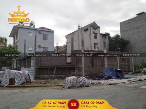 Kiểm tra tiến độ thi công biệt thự 3 tầng hiện đại tại Bắc Giang